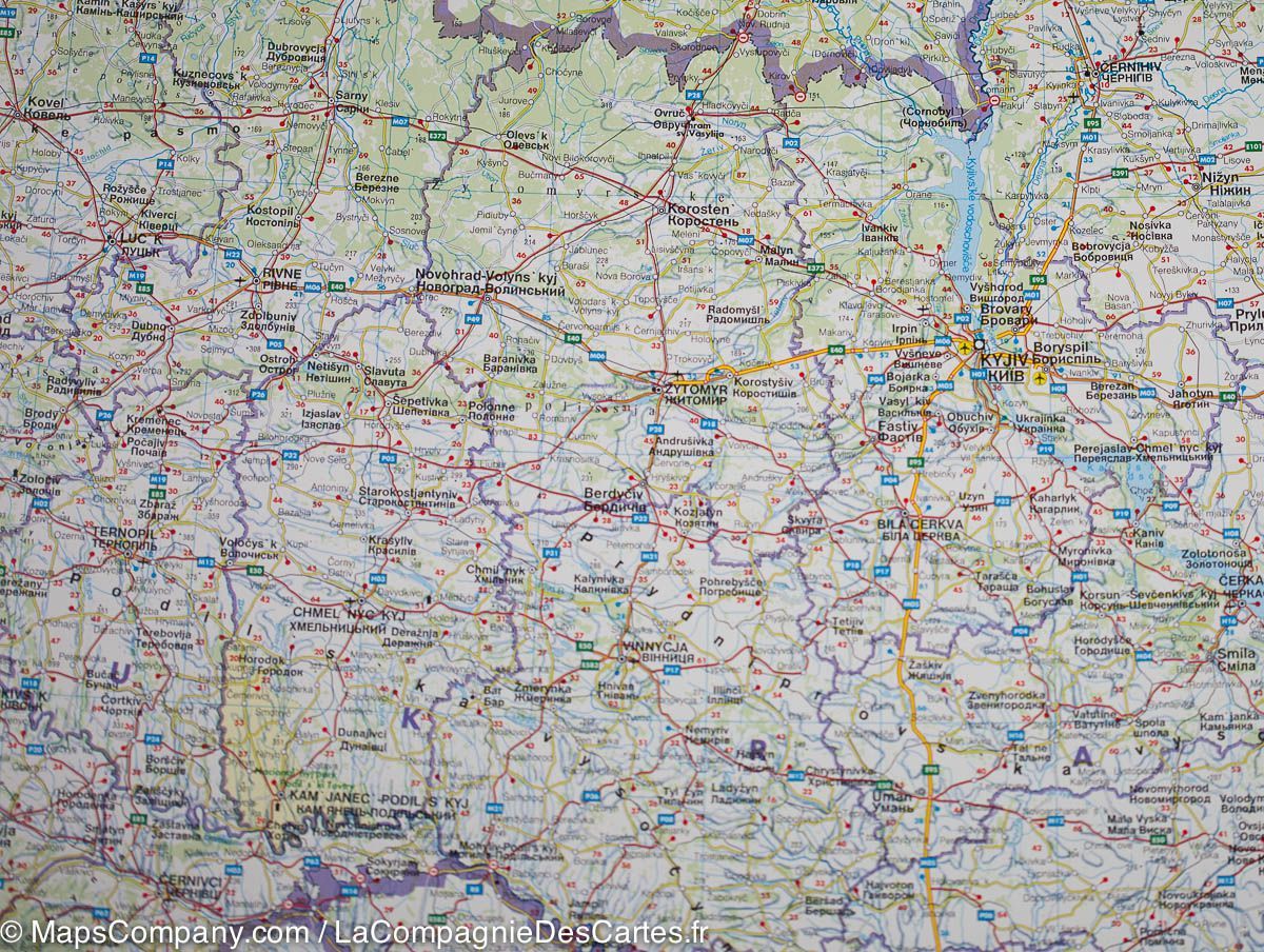 Carte murale (papier) - Europe de l’Est, Russie & CEI - 140 x 100 cm | Freytag & Berndt carte murale roulée (en tube) Freytag & Berndt