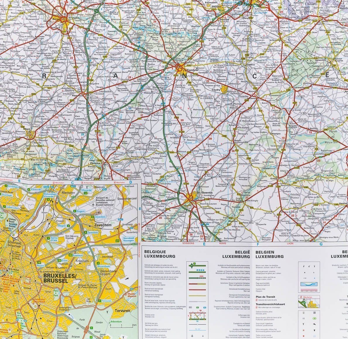 Carte murale plastifiée - Belgique & Luxembourg - 125 x 99 cm | Hallwag carte murale roulée (en tube) Hallwag