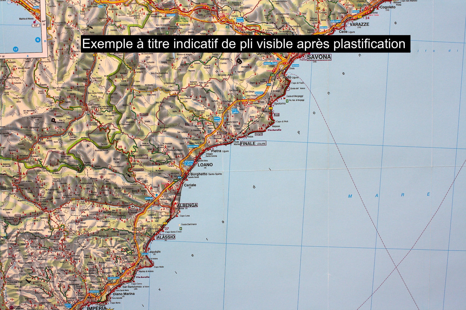 Carte routière - Kenya VERSION MURALE ET PLASTIFIEE | Freytag & Berndt carte murale roulée (en tube) Freytag & Berndt