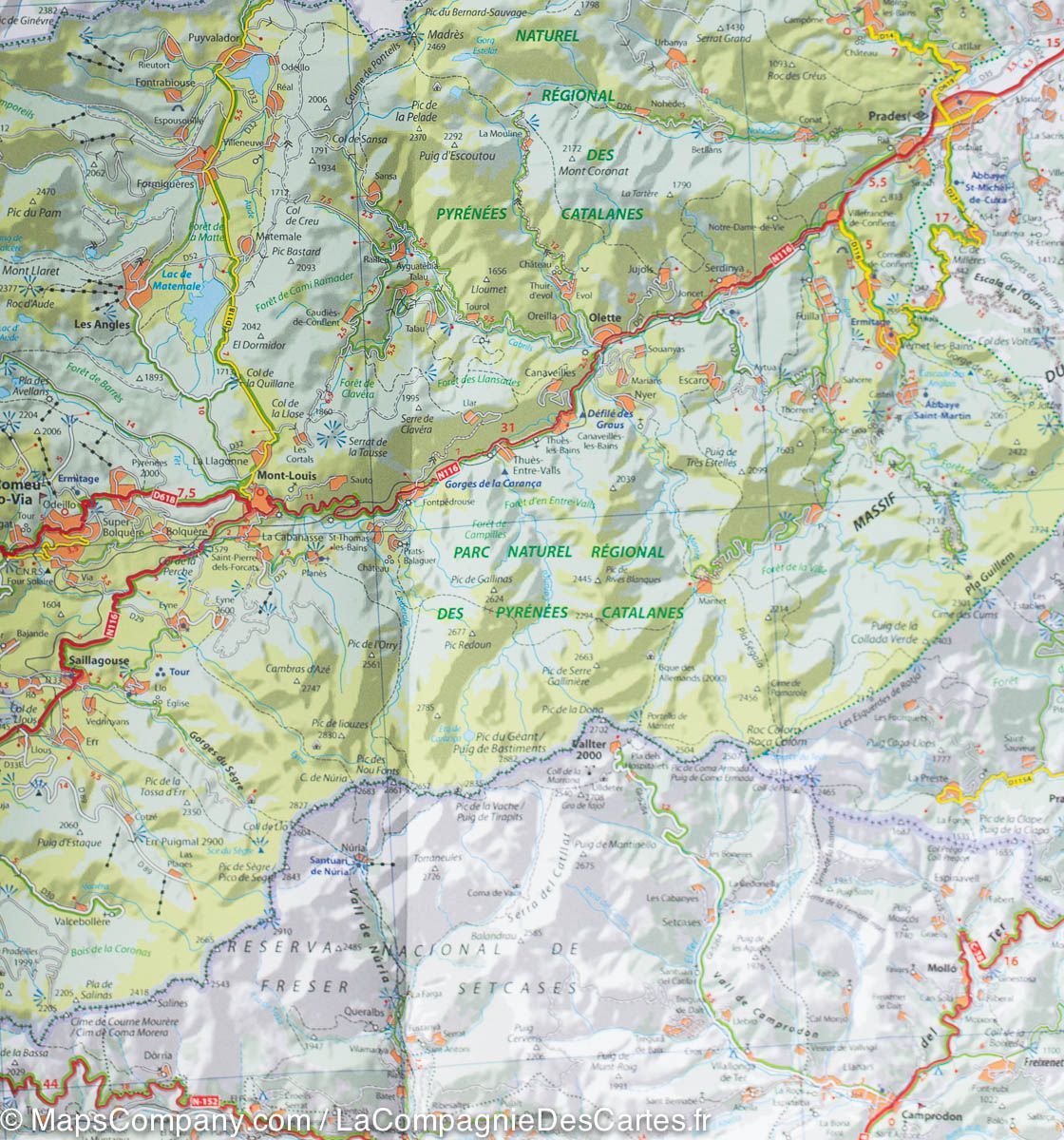Carte routière n° 146 - Pyrénées Orientales & Andorre - VERSION MURALE ET PLASTIFIEE | Michelin - Zoom Espagne carte murale roulée (en tube) Michelin