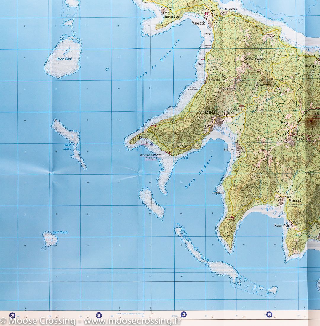 Carte TOP 25 n° 4411 MT - Mayotte Sud (archipel des Comores), Sada, Mlima Bénara, Mlima ChounguiI | IGN carte pliée IGN 