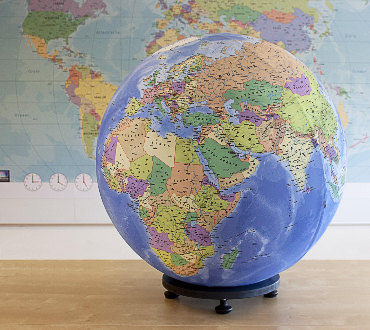 Globe - Ballon gonflable géant - 75 cm de diamètre | Balance Planet globe Balance Planet