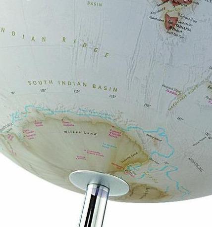 Globe lumineux "Iron" de style antique - diamètre 30 cm, en anglais | National Geographic globe National Geographic 