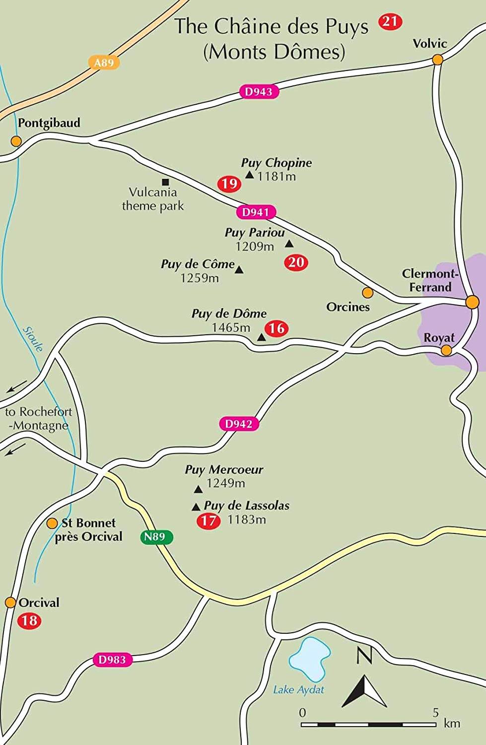 Guide de randonnées (en anglais) - Auvergne : 42 walks in volcanic hills of France | Cicerone guide de randonnée Cicerone 