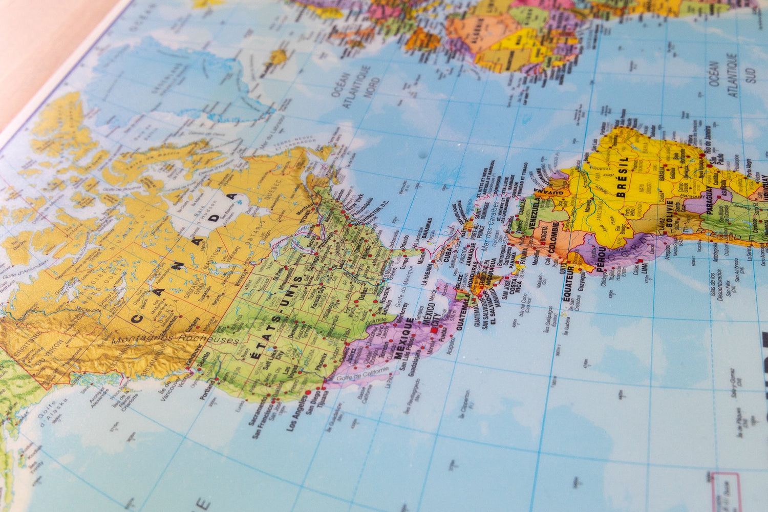 Tapis de souris / sous-mains - Planisphère (67 x 42 cm) | Maps International carte murale roulée (en tube) Maps International