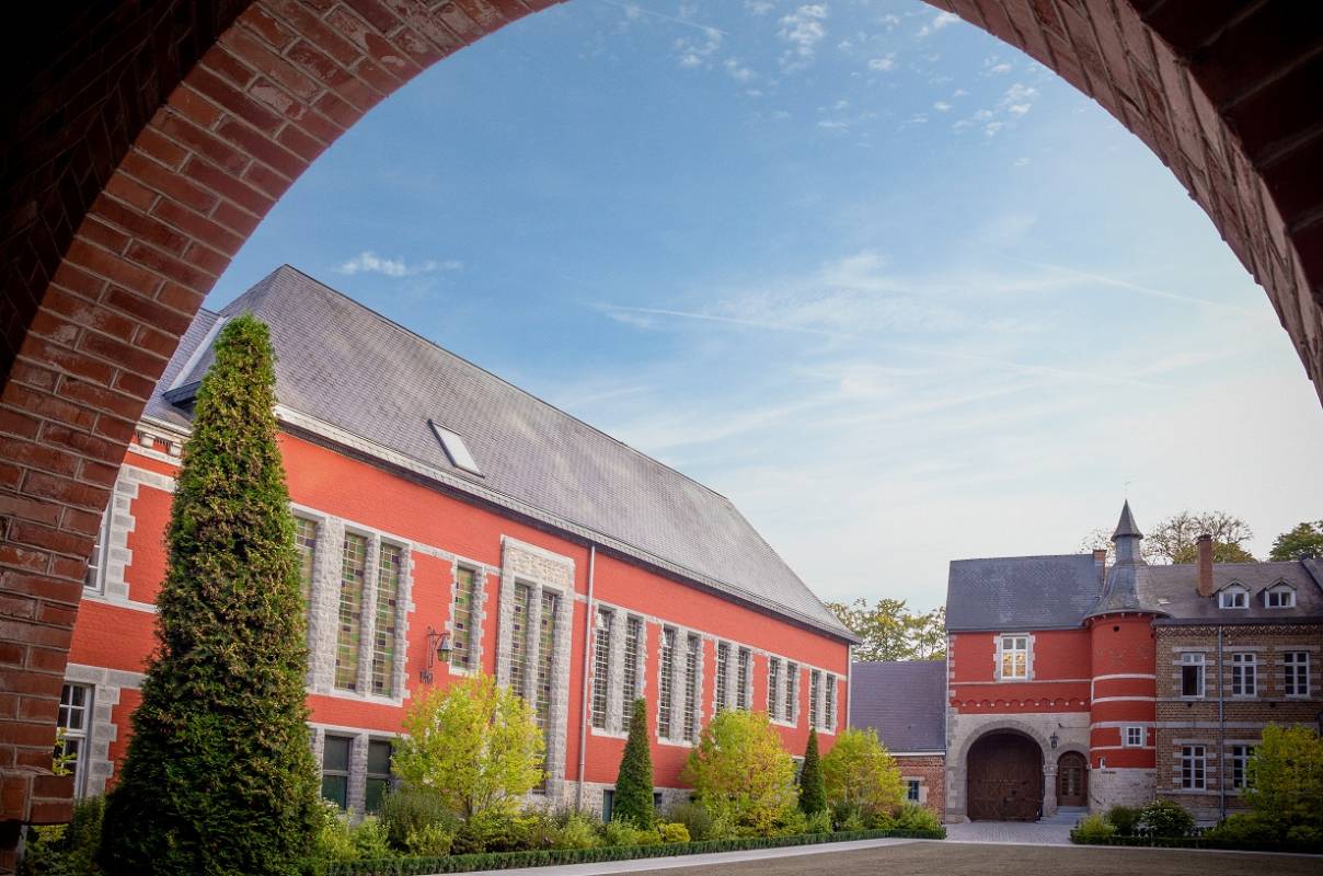 Topoguide de randonnée - Le Sentier GR des Abbayes Trappistes de Wallonie (SAT) (Belgique) | Les Sentiers de Grande Randonnée guide de randonnée Les Sentiers de Grande Randonnée